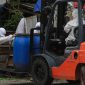 Foto : 
Dekontaminasi di area terpapar radiasi di Cikande. (ANTARA FOTO/Angga Budhiyanto
