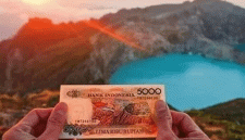 Foto : Danau Tiga Warna Kelimutu di NTT (Dok : Istimewa)