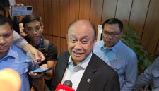 Foto : Kepala Badan Gizi Nasional (BGN) Prof. Dadan Hindayana menyampaikan bahwa Presiden Prabowo Subianto menilai kinerja seluruh kabinet dengan rata-rata nilai 8 dalam rapat paripurna setahun pemerintahan di Istana Negara, Senin  21 Oktober 2025  malam (Dok Tribunnews.com)