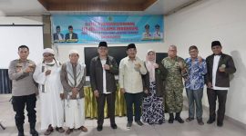 Foto : Bupati Tanjung Jabung Barat, H. Anwar Sadat, membuka Rapat Koordinasi Daerah (Rakorda) Majelis Ulama Indonesia (MUI) di Hotel Cahaya, Jumat 31 Oktober 2025 (Dok trendsatu)