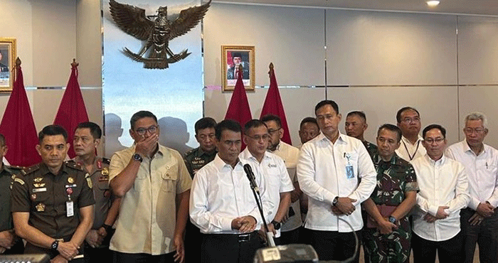 to: Menteri Pertanian Andi Amran Sulaiman dalam rangka 1 Tahun Kinerja Pembangunan Pertanian pada Pemerintahan Presiden Prabowo Subianto, Kamis (22/10/2025) di gedung Kementan, Jakarta. ( Dok : CNBC Indonesia/Martyasari Rizky)

