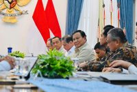 Foto : Presiden Prabowo Rapat terbatas Dengan Para Menteri (Dok BPMI)