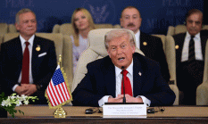 Gaza Memanas: Hamas Serahkan Jenazah Sandera, Trump Ancam Izinkan Israel Kembali Berperang