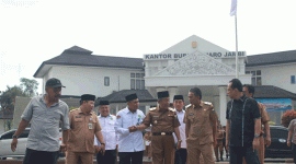 Foto : Wakil Gubernur Jambi Abdullah Sani Meninjau Persiapan MTQ Tingkat Provinsi Jambi di Muaro Jambi,Senin 27 oktober 2025 (Dok Diskominfo Prov Jambi)
