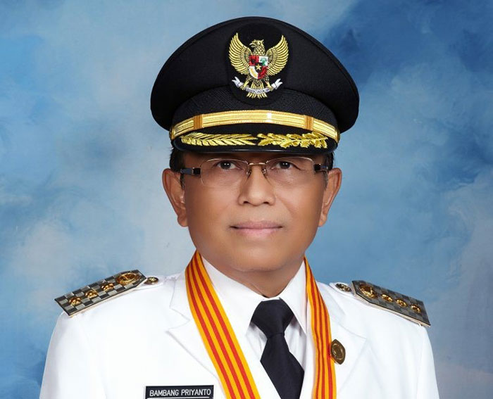 Foto : Mantan Walikota Jambi Bambang Priyanto (Sumber : Wikipedia)