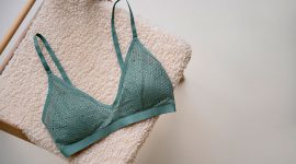 Foto : Ilustrasi Pakaian Dalam Wanita (Freepik)