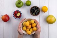 Foto : Ilustrasi Buah Yang Aman Untuk Penderita Deabetes (Sumber : Feepik)