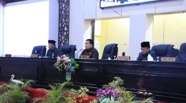 Foto : Paripurna DPRD Kota Sungai Penuh (Sumber : Trendsatu.com)