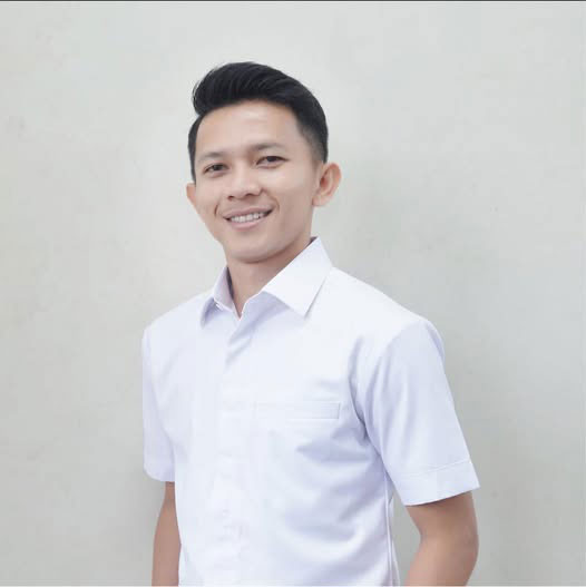 Foto : Al Hanim Assodiki Ketua DPD PAN Merangin (Sumber : Istimewa)