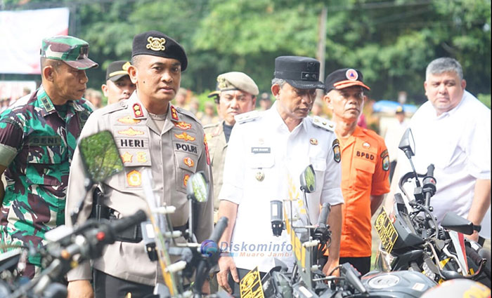 Foto : Wakil Bupati MuaroJambi Junaidi Mahir Apel Kesiapan Tanggap Darurat Bencana Hidrometeorologi (Dok Komifo )