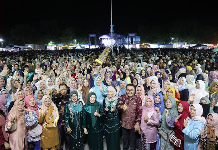 Foto : Penutupan Jambore PKK dan Pasar Rakyat (Dok : trendsatu)