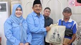 Foto : Bupati Tanjungh Jabung Barat,Anwar Sadat (Sumber : Freepik)