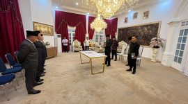 Wakil Walikota Melantik Pejabat di Rumah Dinasnya 