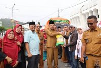 Wawako Sungai Penuh Azhar Hamzah lepas bantuan bencana Sumbar