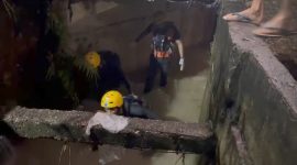 Pencarian Bocah di Kota Jambi yang terseret Arus Drainase