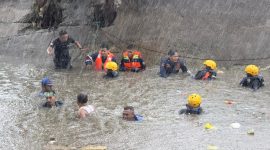 Tim SAR gabungan melakukan penyisiran aliran Sungai Buntung Jambi mencari korban tenggelam