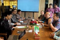 Bupati H.M Syukur Audiensi dengan Kemensos