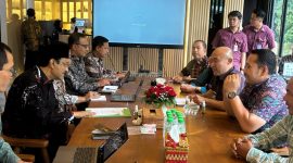 Bupati H.M Syukur Audiensi dengan Kemensos