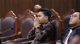Ketua-Umum Ikatan-Wartawan Hukum Irfan Kamil Saat mendengar Putusan MK