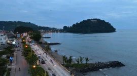 Pembangunan Trotoar Pantai Panjang