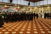 Sekretaris Daerah Jambi Sudirman melantik puluhan pejabat eselon II, III, dan IV di Auditorium Rumah Dinas Gubernur Jambi / Pariwarajambi.com