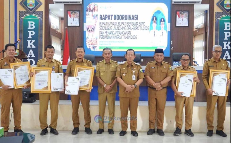 Bupati Muaro Jambi Bambang Bayu Suseno Rakor Dengan SKPD