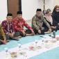 Wali Kota Alfin bersama tokoh adat Enam Luhah Sungai Penuh dalam acara silaturahmi adat