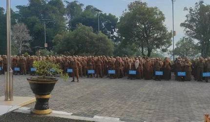 Kabid Perbendaharaan BKAD Kota Sungai Penuh Reno Harjoni menyampaikan kepastian pencairan gaji ke-13 ASN yang dijadwalkan cair pekan ini.