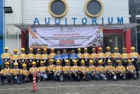 Siswa SMK mengikuti Lomba Kompetensi Siswa Teknik Alat Berat yang diselenggarakan PT United Tractors di empat provinsi Indonesia.