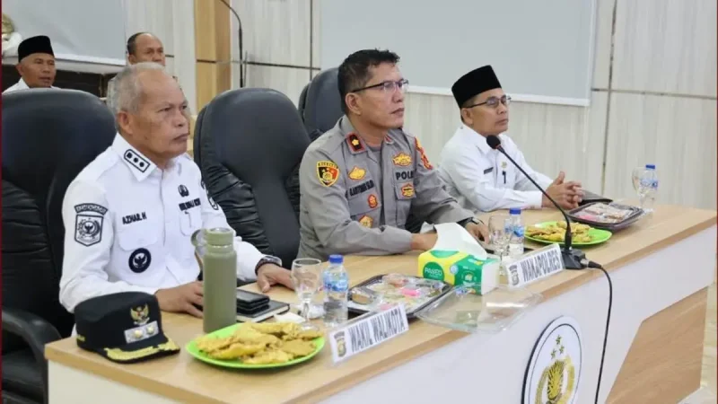 Wakil Wali Kota Sungai Penuh Azhar Hamzah mengikuti Rakor Strategi Penanggulangan Geng Motor Provinsi Jambi secara virtual di Aula Polres Kerinci.