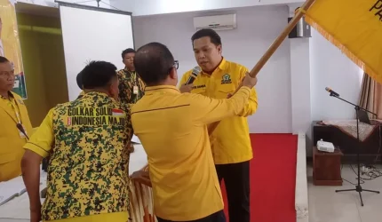 Hutri Randa Menerima mandat Sebagai Ketua DPD Golkar Sungai Penuh